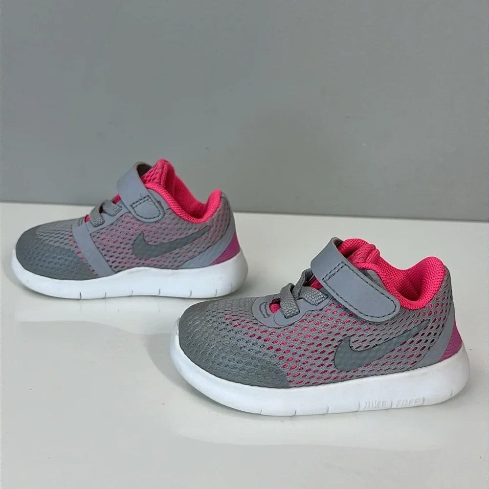 Nike Kids Gray and Pink Lightweight Sneakers